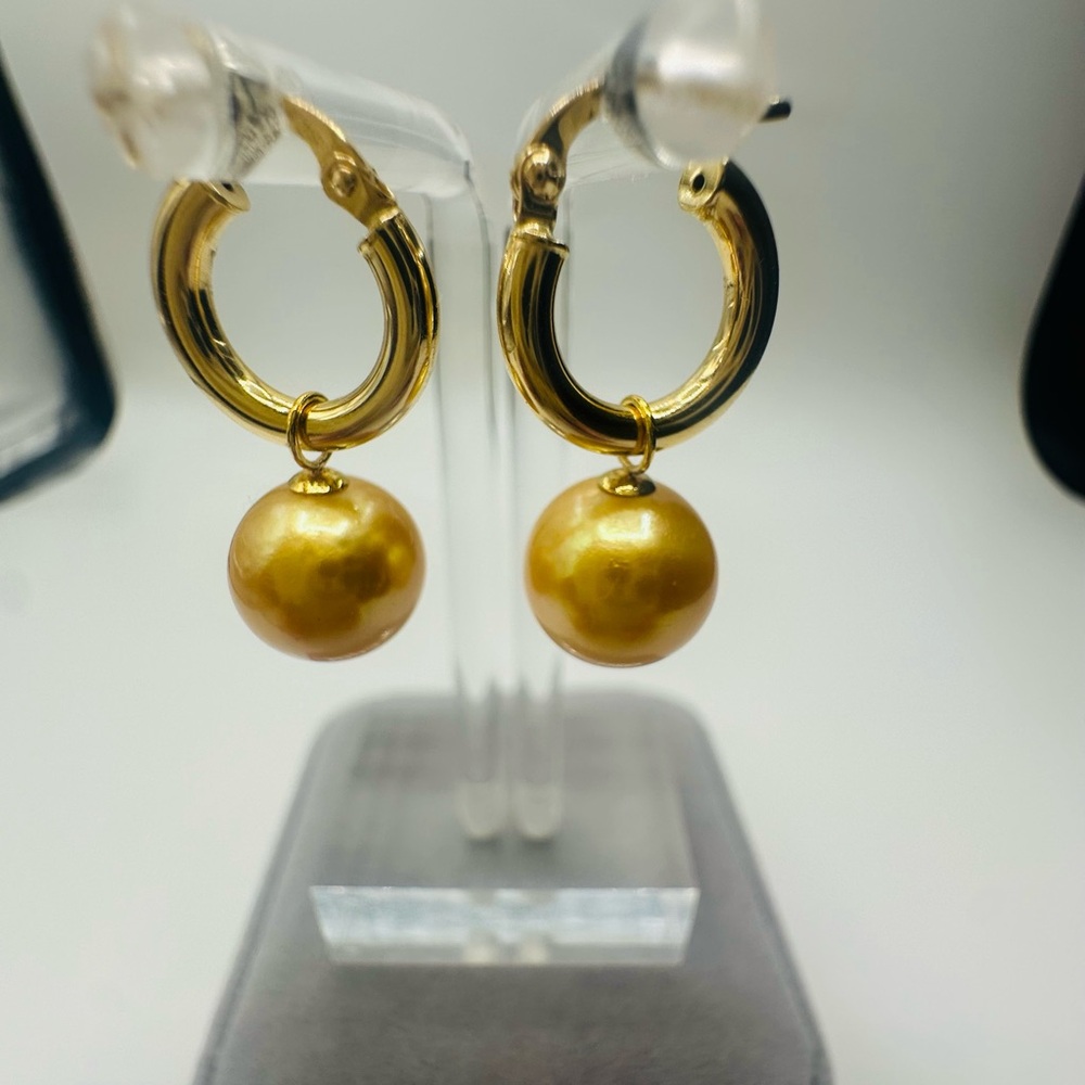 Elegant Gold Pearl Hoop Earrings
